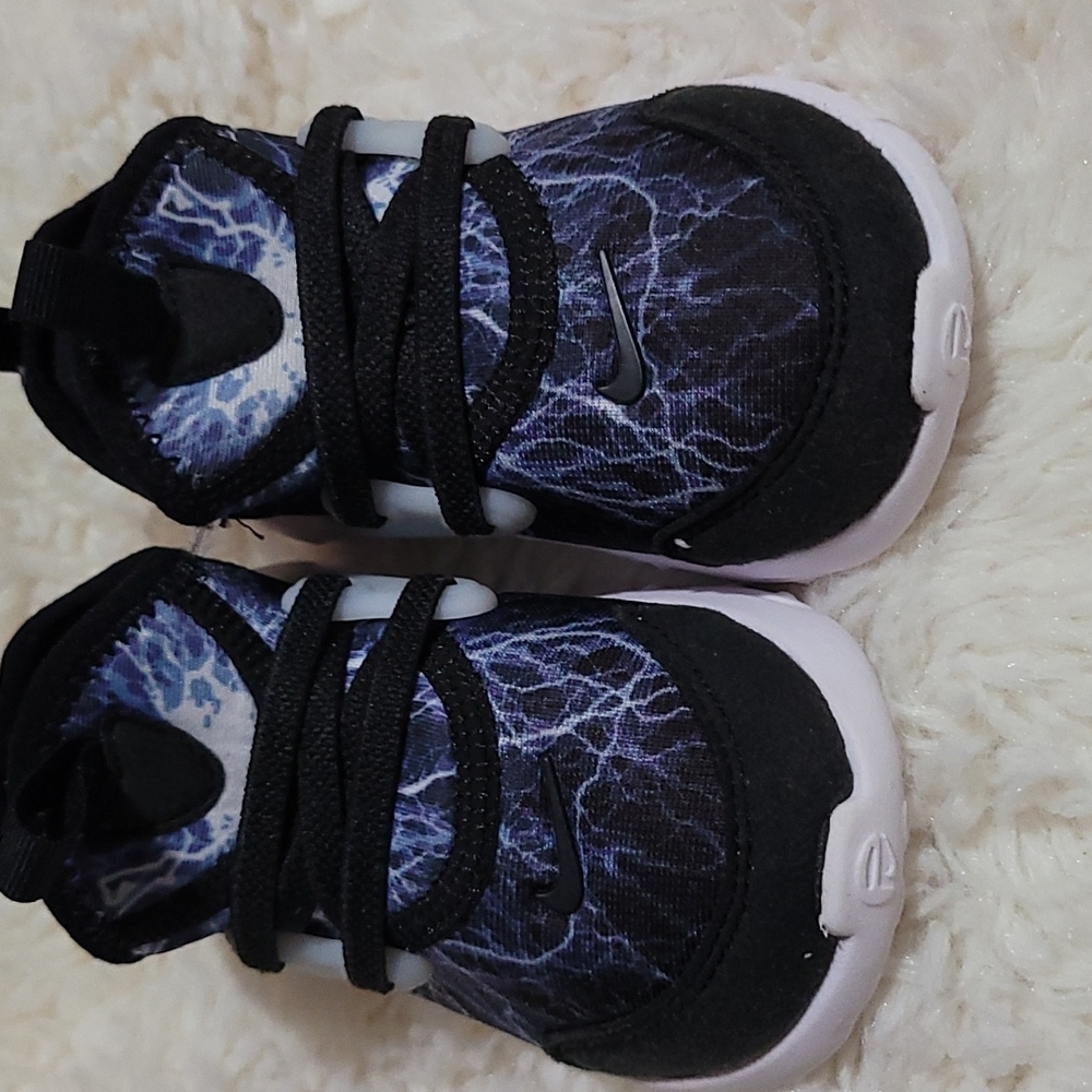 Nike RT Presto toddler running shoes size 6c